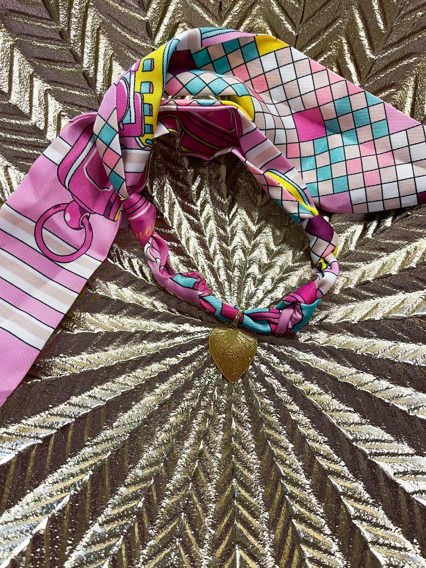 Pretty in Purples Scarf Necklace