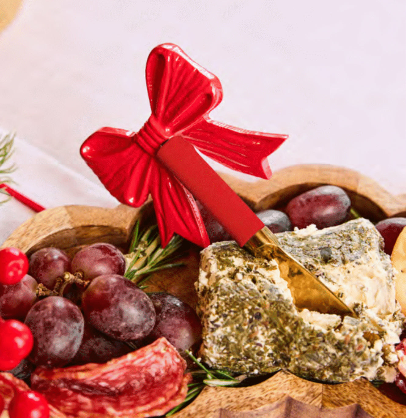 Bow On Top Cheese Spreader