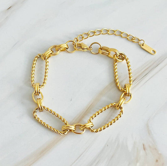 Classy Linked Cabled Bracelet